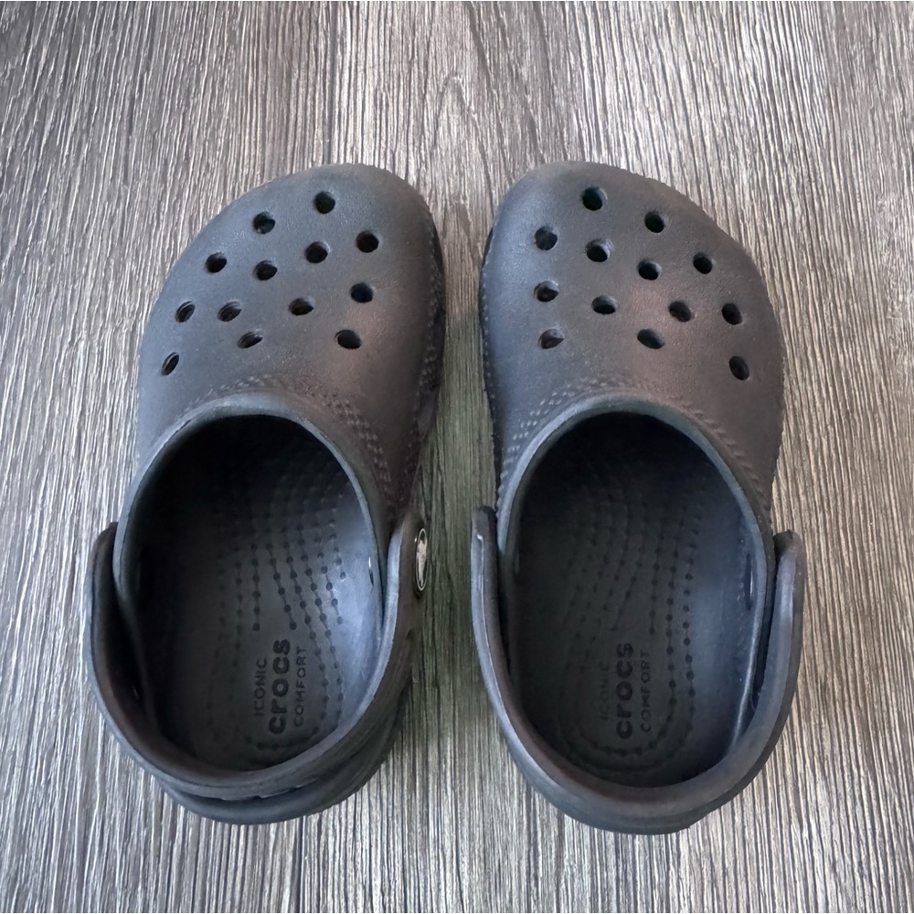 Crocs black size 7C